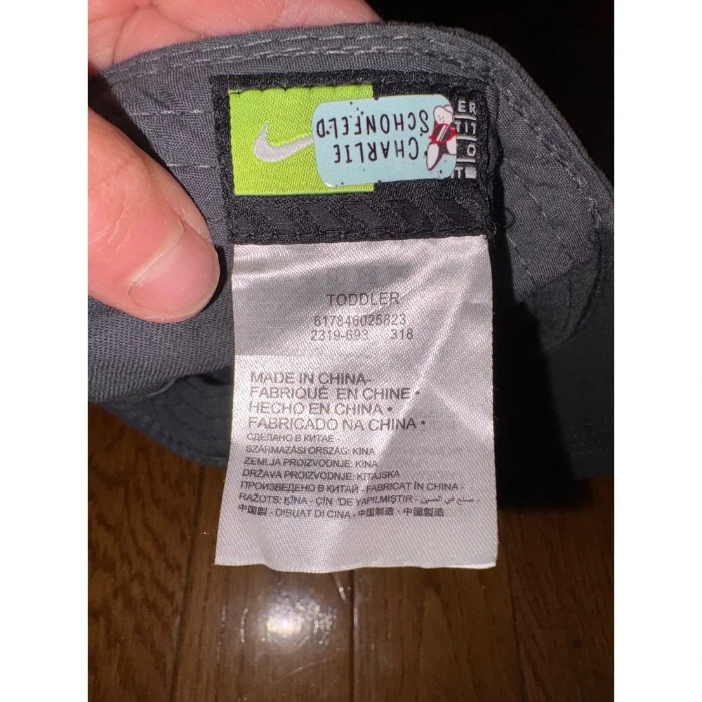 Nike Toddler Boys Girls Dark Gray Swoosh Adjustable Baseball Cap Hat 2319-693